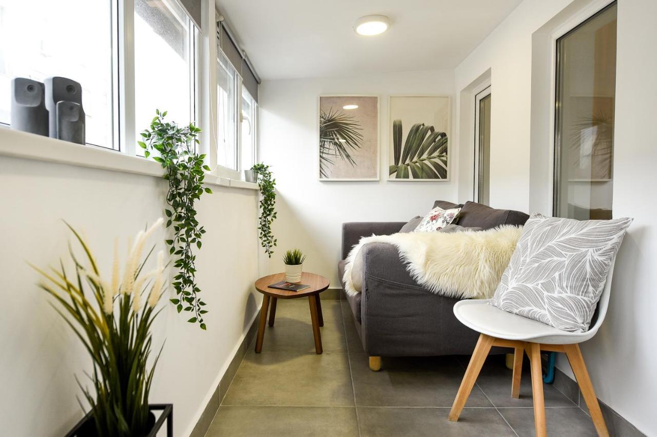 Spacious 1Br In The City Center - Amazing For Extended Stays ブカレスト エクステリア 写真
