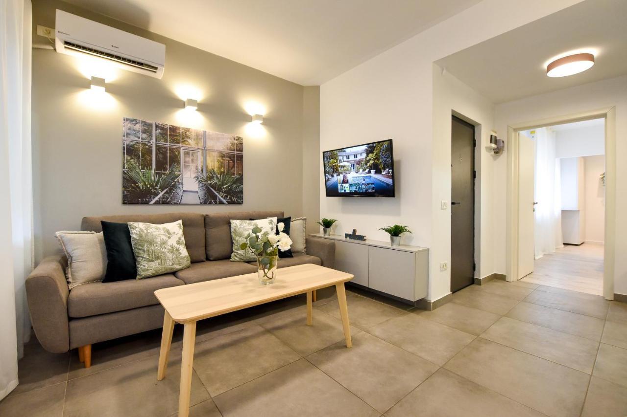 Spacious 1Br In The City Center - Amazing For Extended Stays ブカレスト エクステリア 写真