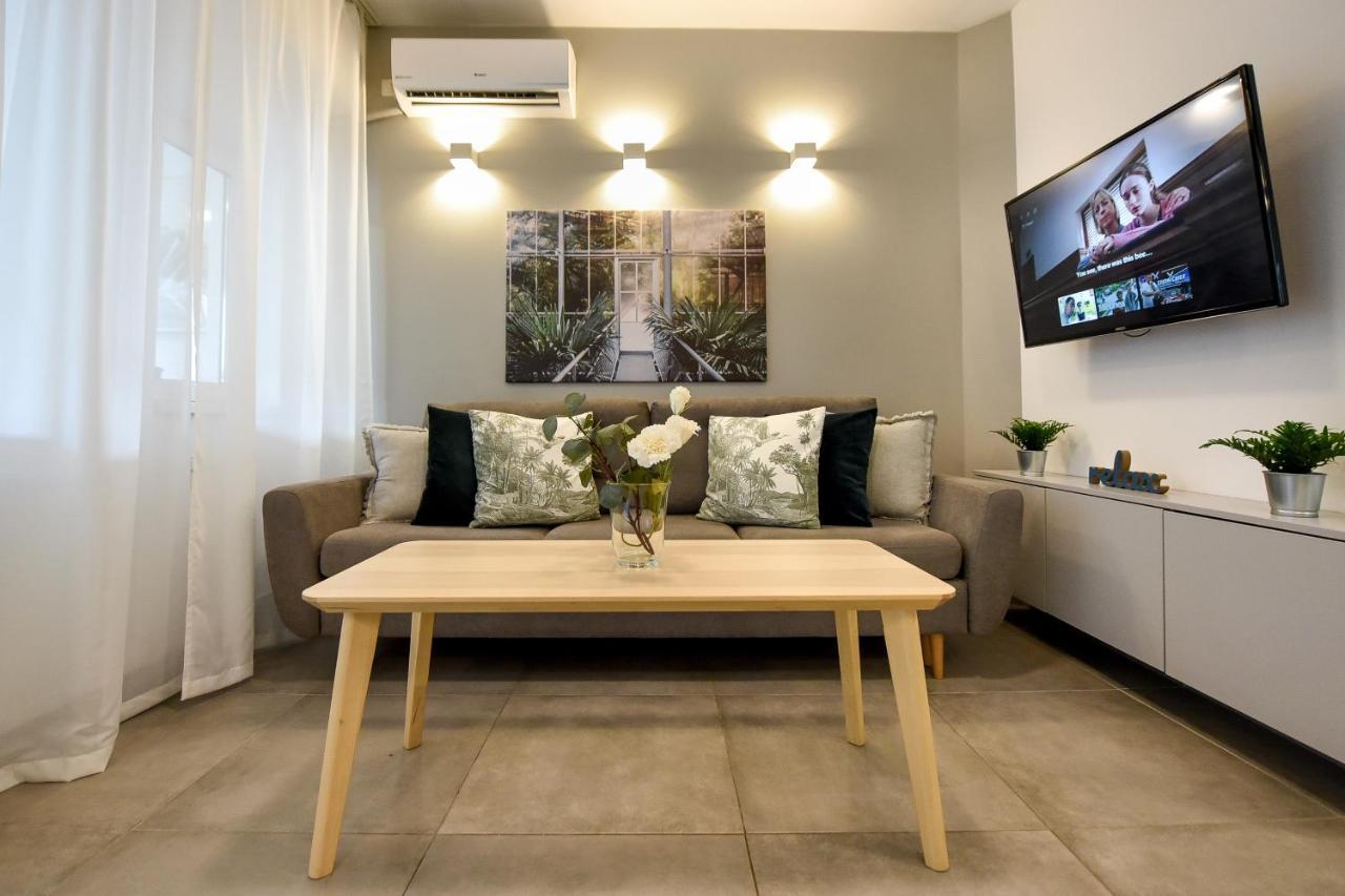 Spacious 1Br In The City Center - Amazing For Extended Stays ブカレスト エクステリア 写真